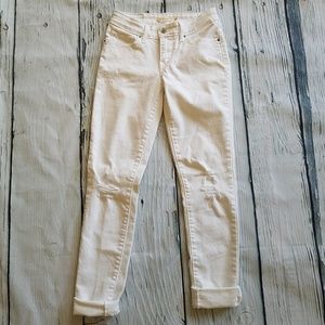 Levi's | 711 Skinny Distressed Jeans